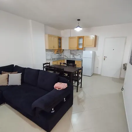 Hergi Apartament Vlore Exterior photo